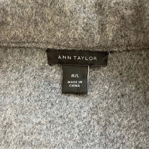 Women's Wool Blend Cape Coat Extravagant collar luxury - Picture 8 of 9